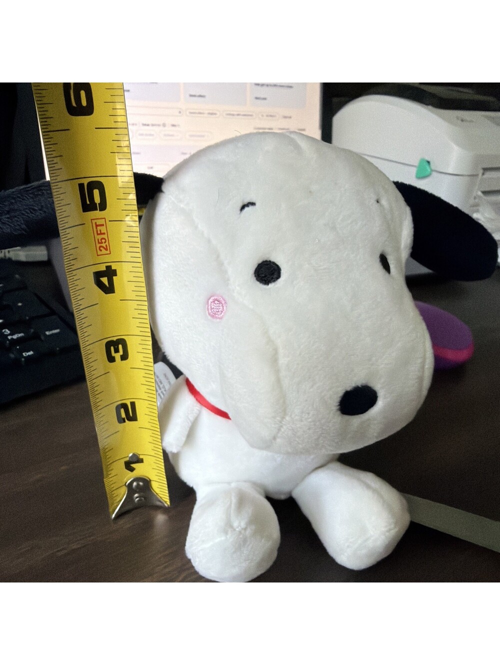 Hallmark Snoopy 7 Inch - Picture 2 of 6